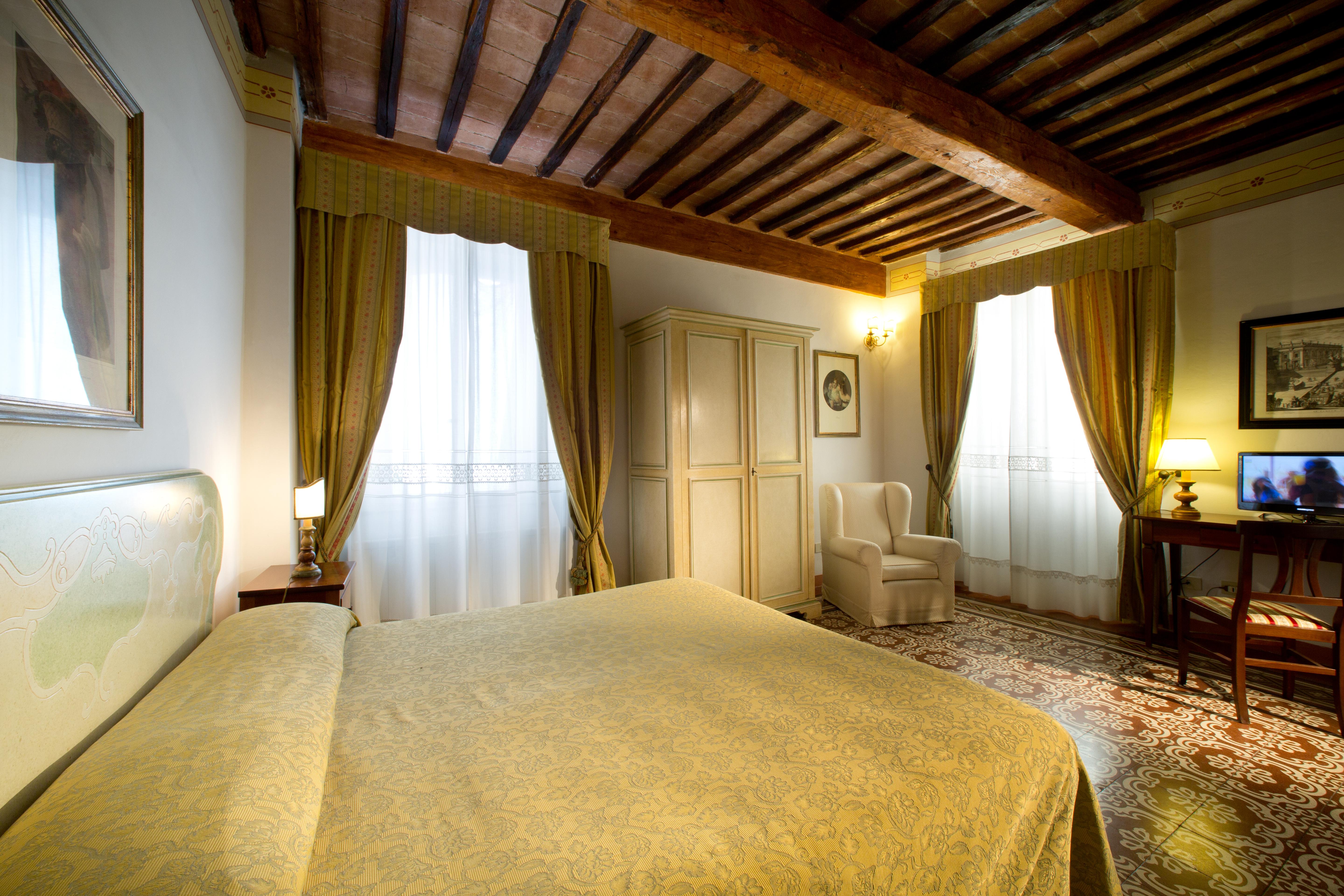 Hotel Palazzo di Valli Siena Esterno foto
