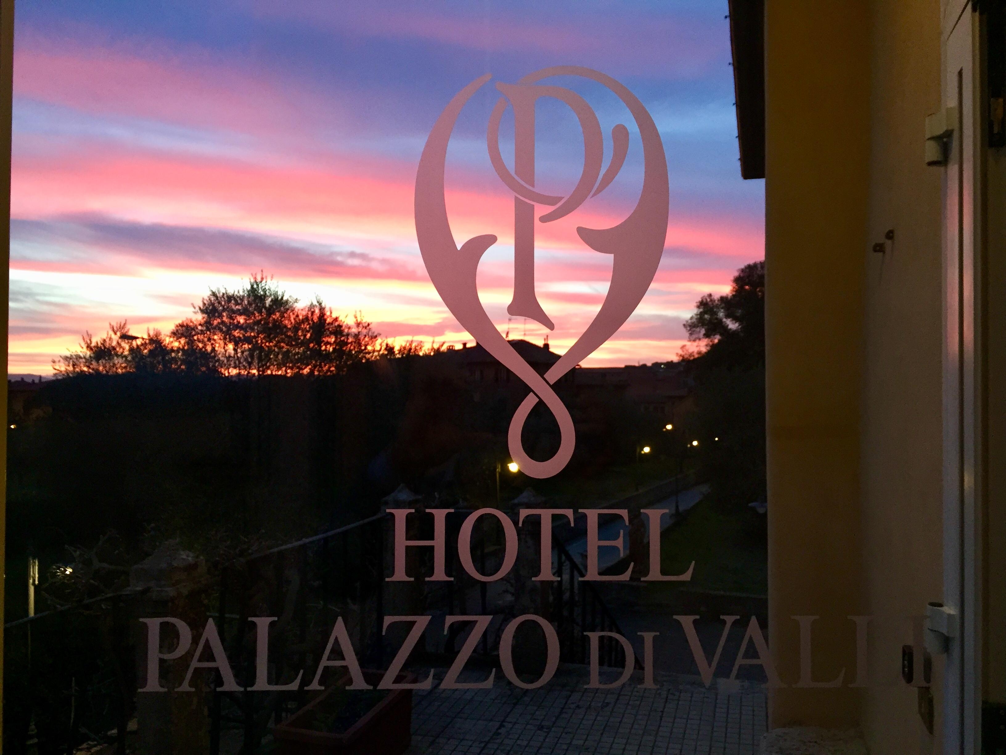 Hotel Palazzo di Valli Siena Esterno foto
