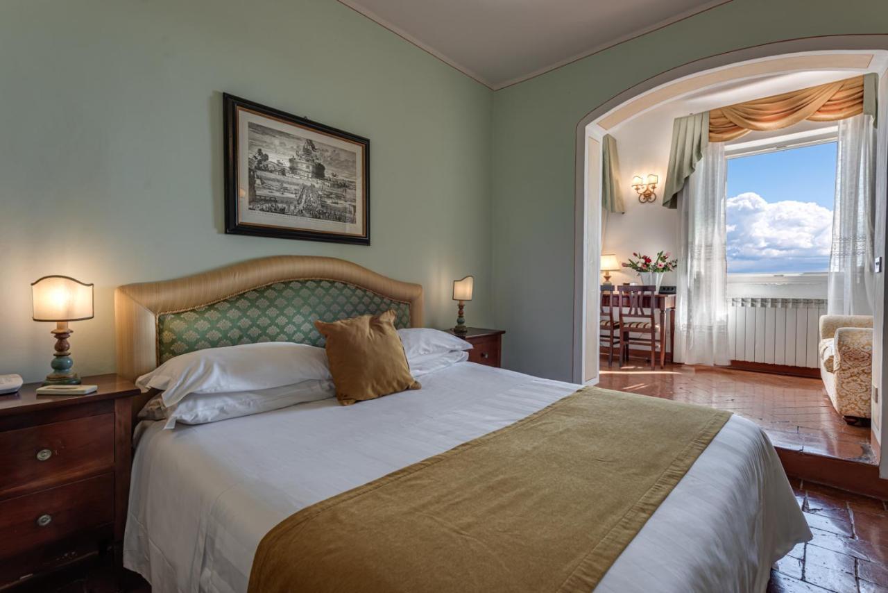 Hotel Palazzo di Valli Siena Esterno foto