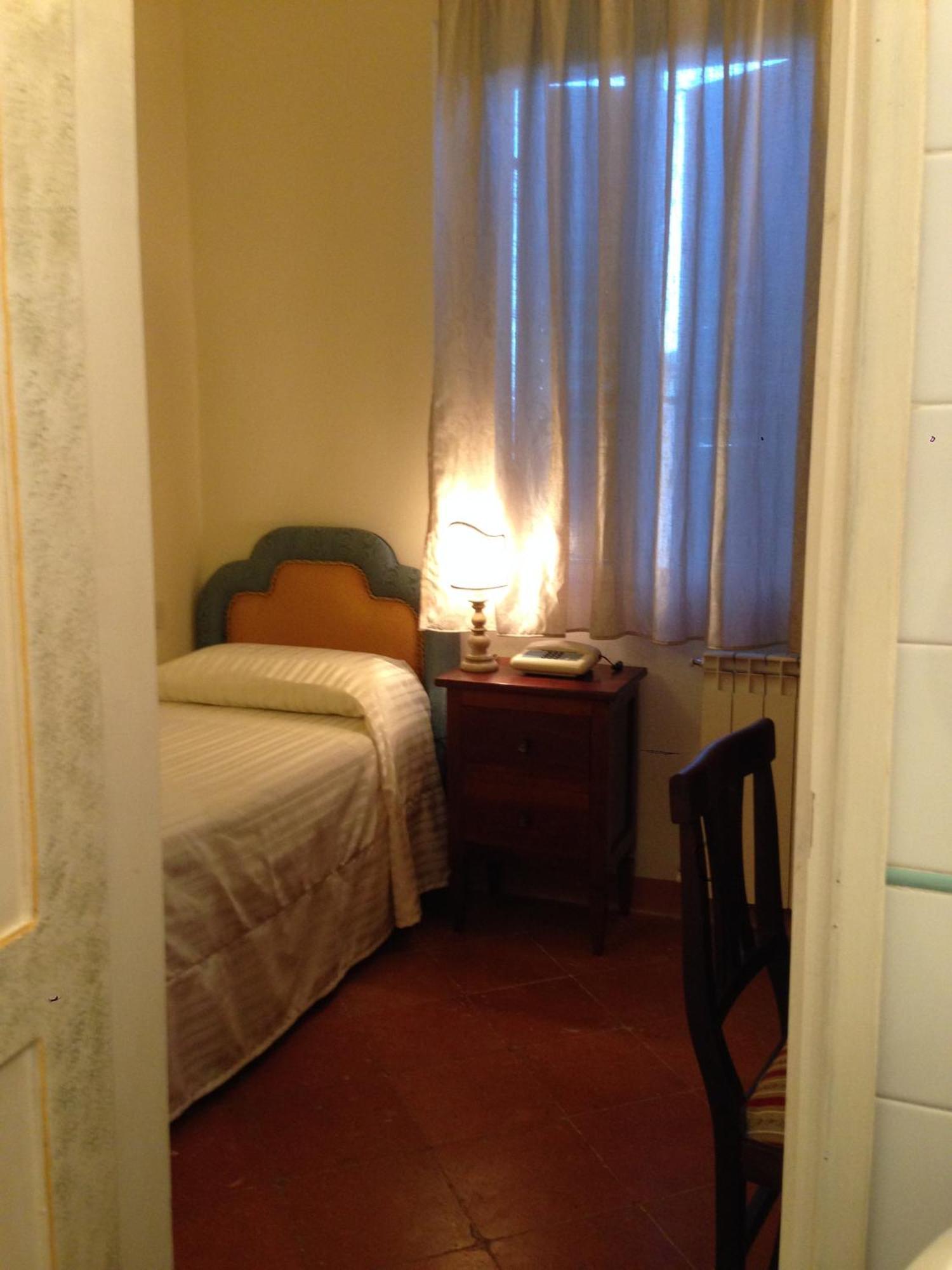 Hotel Palazzo di Valli Siena Camera foto
